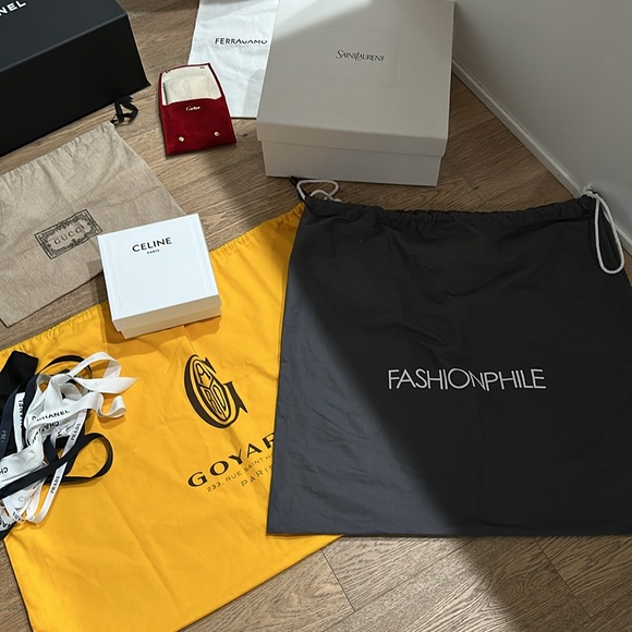 Storage bundle 100% authentic - Picture 6 of 6